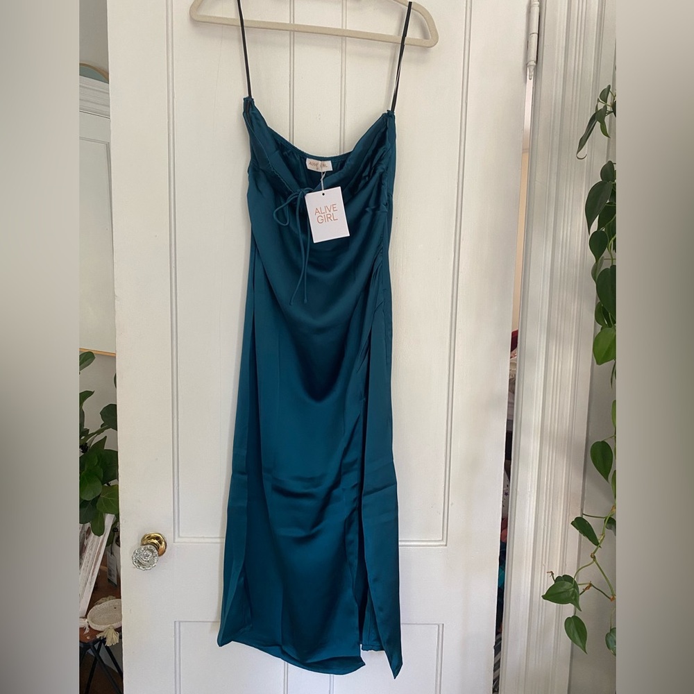 Chic Strapless Teal Dress